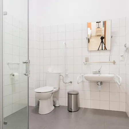 Bed & Breakfast Dom Goscinny Lukluk