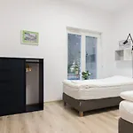 Luk Luk Bed & Breakfast 3*